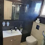 Sipos Vendeg Es Apartmanhaz Guest house
