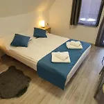 Sipos Vendeg Es Apartmanhaz Guest house Balatongyorok