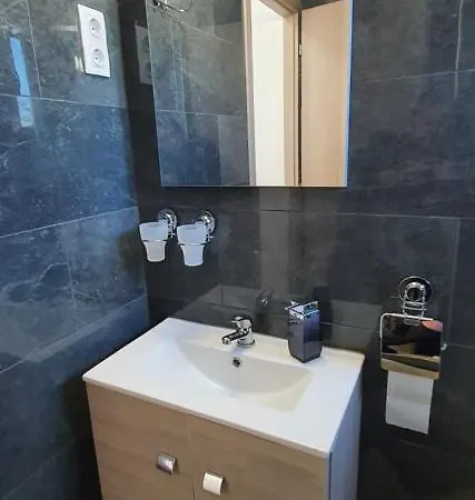 Sipos Vendeg Es Apartmanhaz بيت ضيافة *