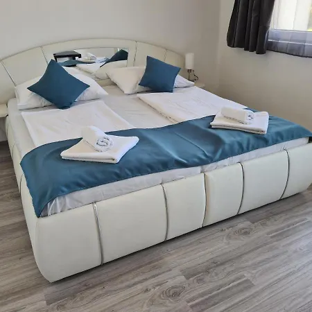 Sipos Vendeg Es Apartmanhaz بيت ضيافة