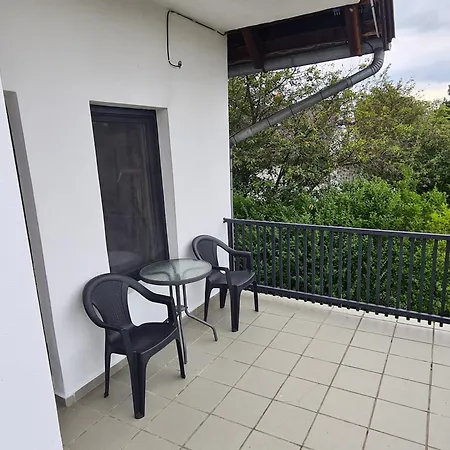 Sipos Vendeg Es Apartmanhaz بيت ضيافة Balatongyörök