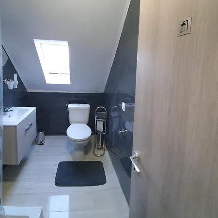 Sipos Vendeg Es Apartmanhaz بيت ضيافة *