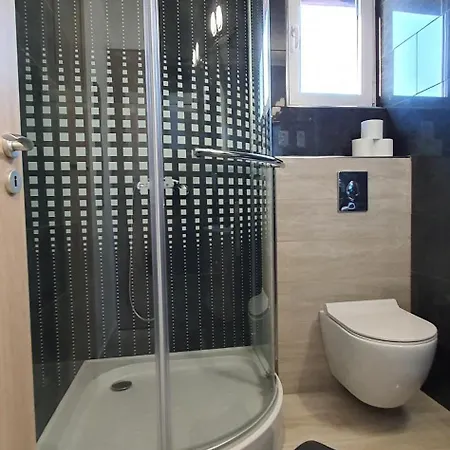 بيت ضيافة Sipos Vendeg Es Apartmanhaz