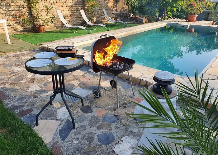 Πανσιόν Sipos Vendeg Es Apartmanhaz