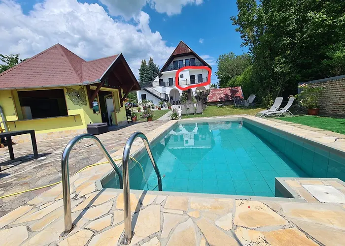 Πανσιόν Sipos Vendeg Es Apartmanhaz Balatongyörök