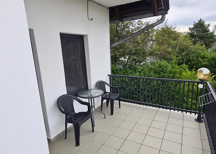 Sipos Vendeg Es Apartmanhaz Πανσιόν Balatongyörök